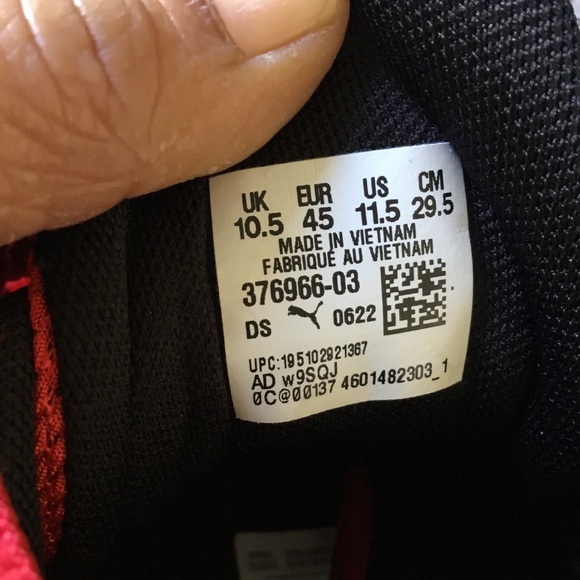 Puma Axelion Men's Bright Red Athletic Sneakers - Picture 11 of 11